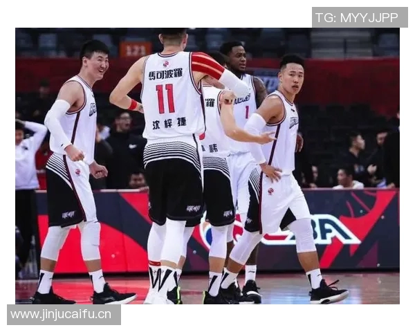 猛龙队官方社媒发声回应近期争议事件,强调团队价值与未来发展方向 猛龙队官方社媒发声回应近期争议事件,强调团队价值与未来发展方向