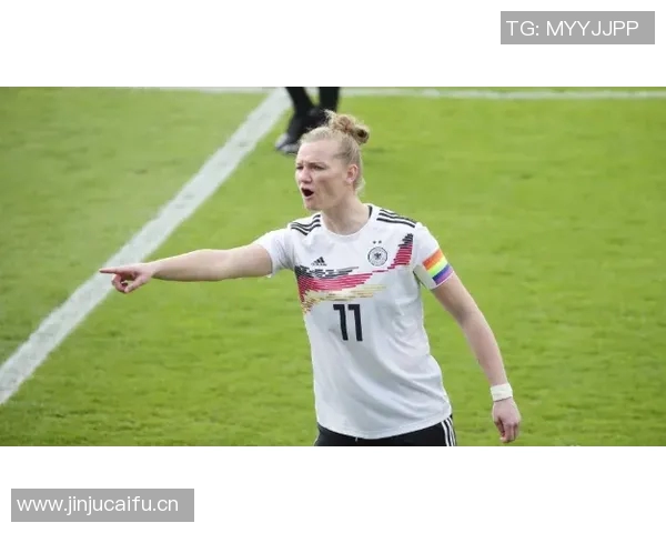 UCL小组赛积分形势分析 各组竞争激烈出线悬念重重 UCL小组赛积分形势分析 各组竞争激烈出线悬念重重